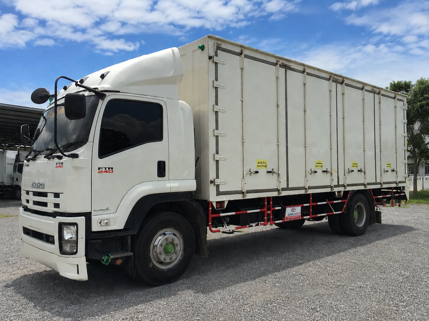 6-wheeler