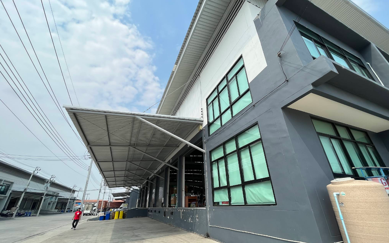 Inside our warehouse 3